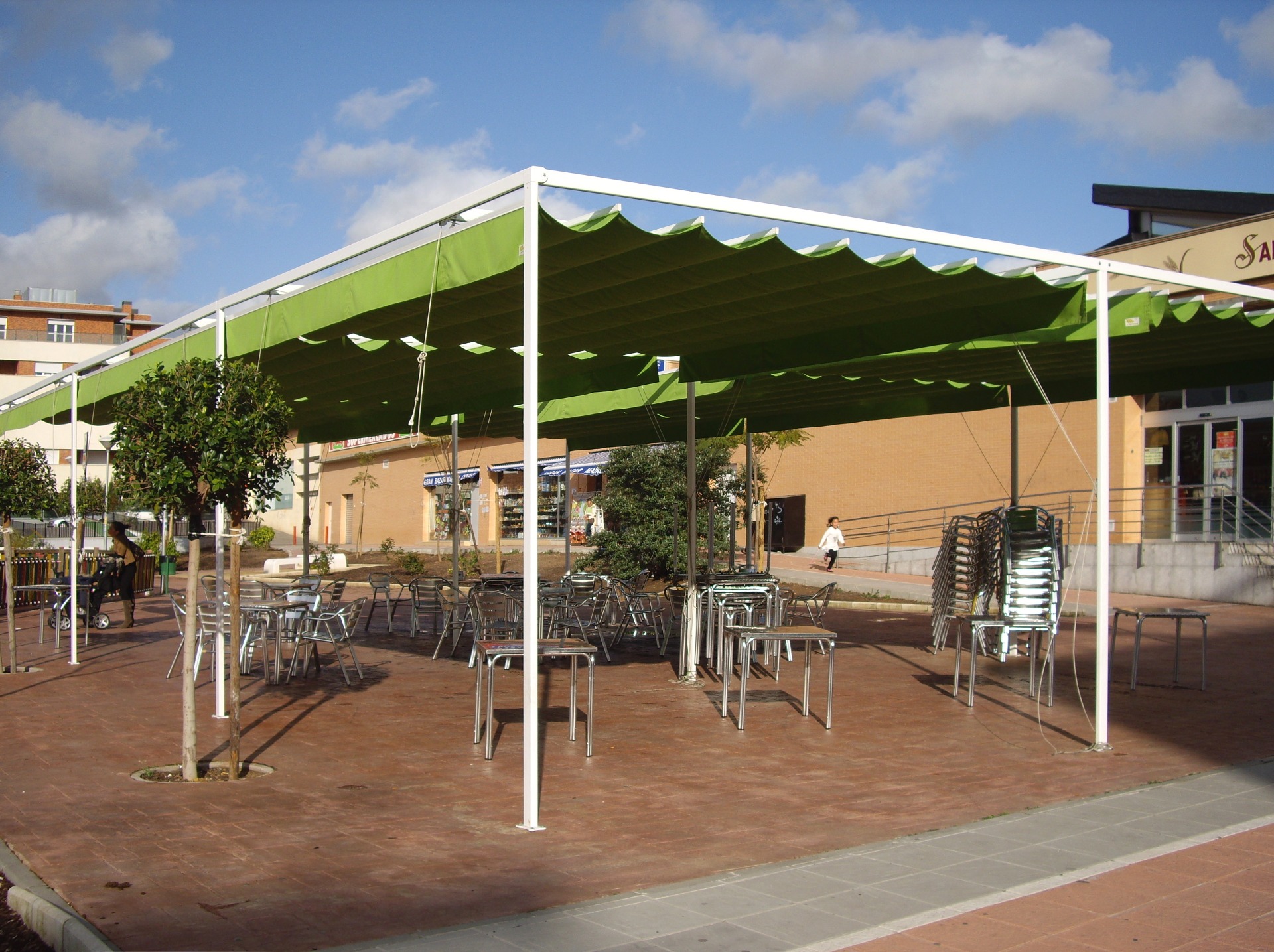 PERGOLAS 